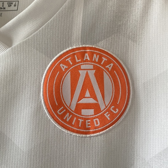 Women’s Atlanta United FC Away Jersey - Picture 4 of 5